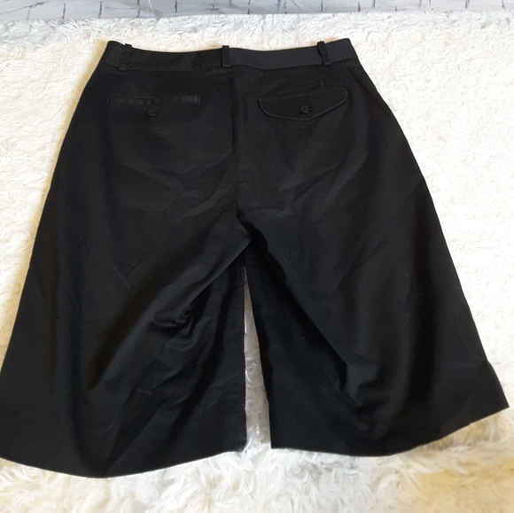 Ralph Lauren Golf black bermuda shorts size 2 - Picture 3 of 4